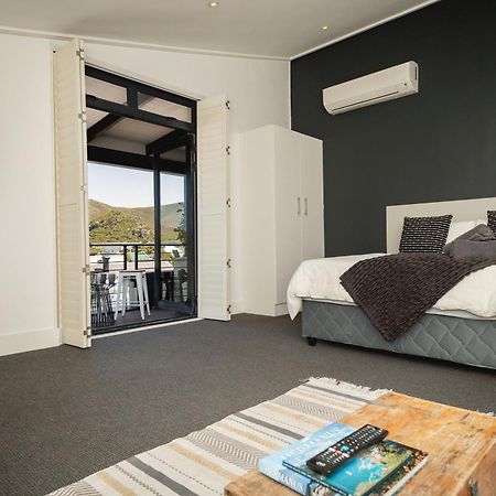 Central Mountain View Apartment, Hermanus Waterfront Экстерьер фото