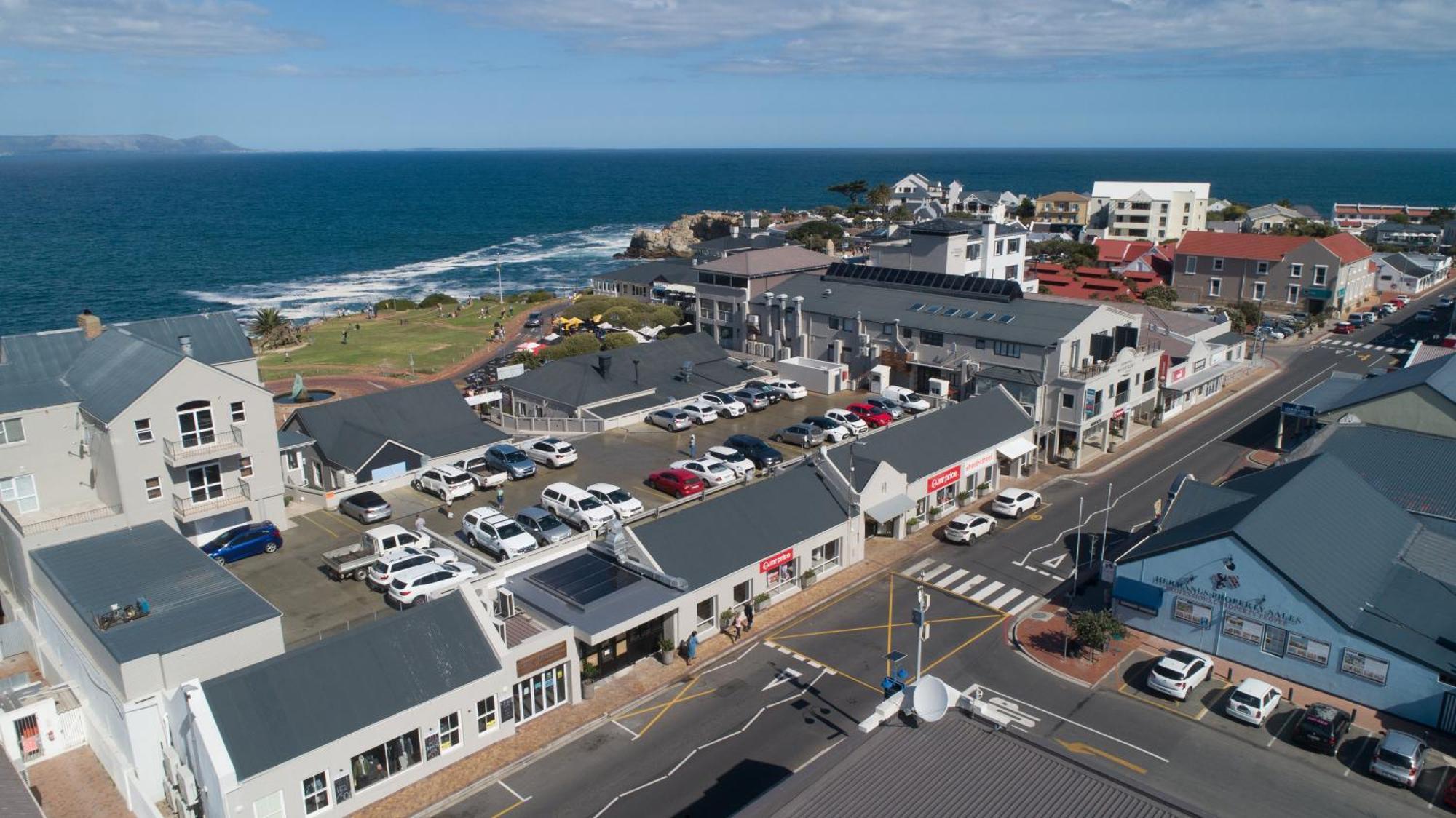 Central Mountain View Apartment, Hermanus Waterfront Экстерьер фото